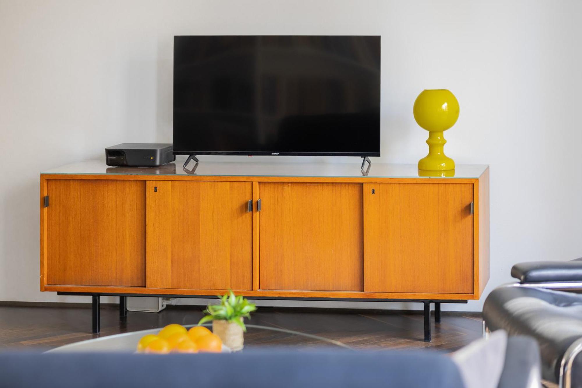 Atmospheric 1 Bedroom By Renters