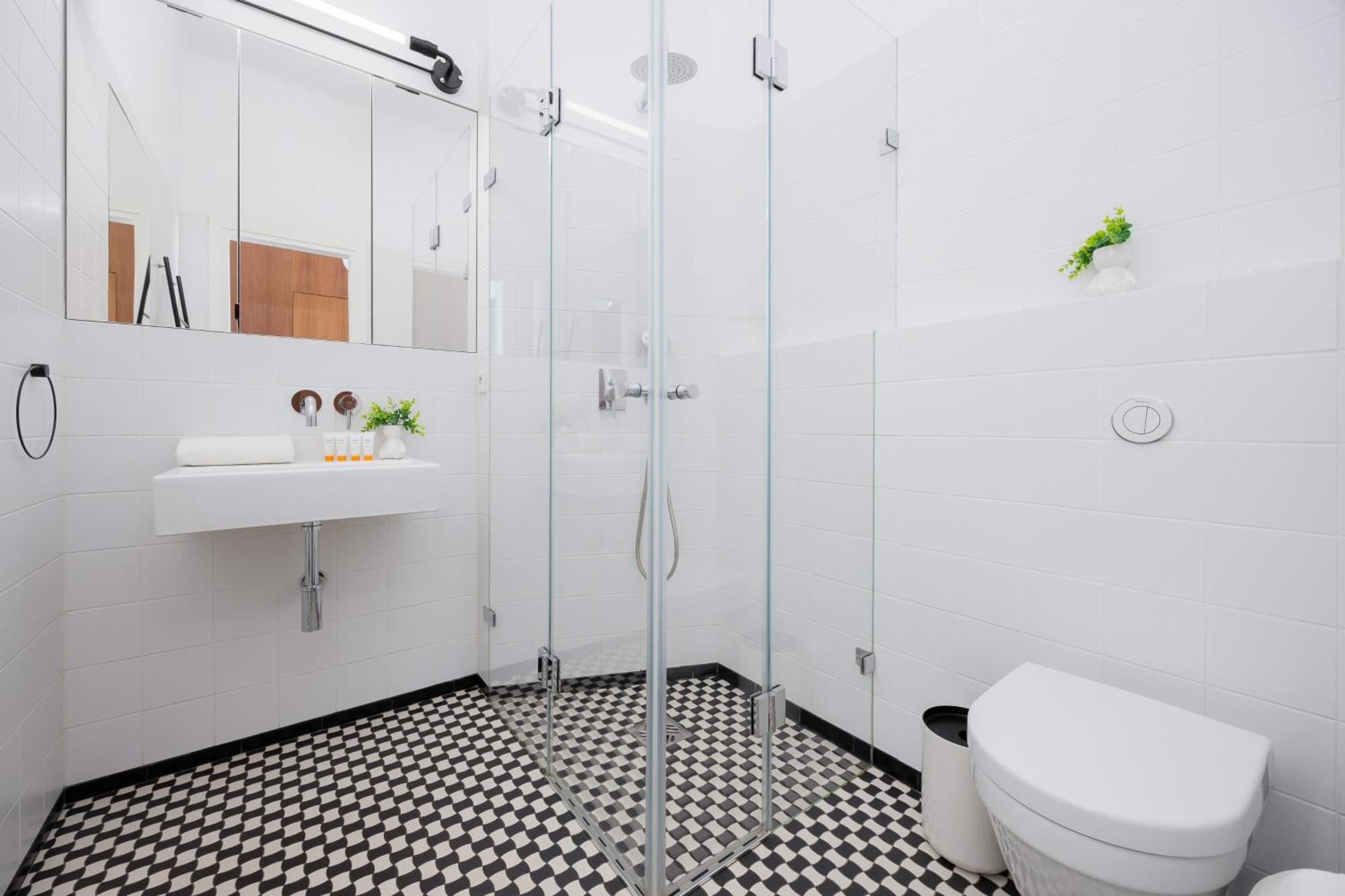 Atmospheric 1 Bedroom By Renters